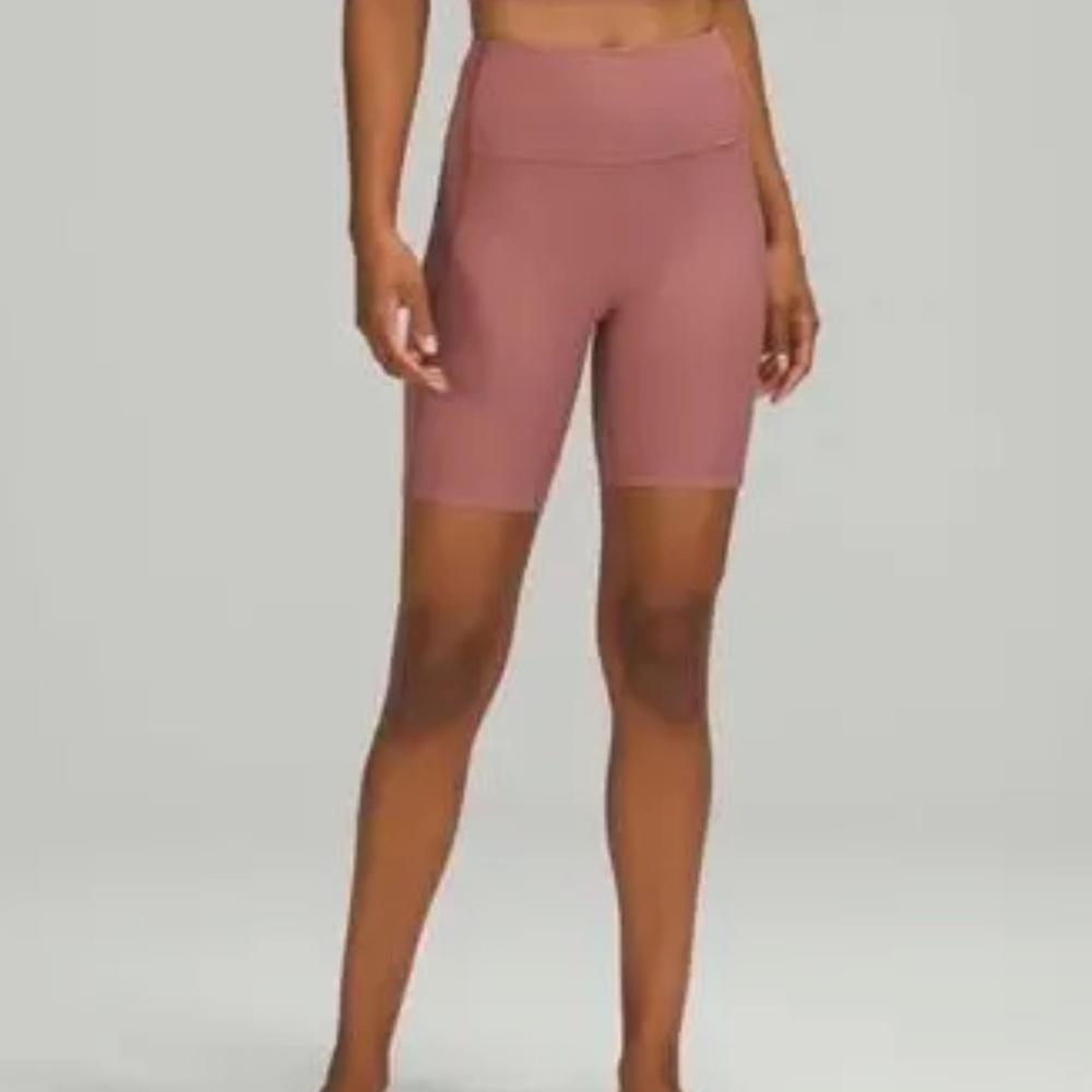 Lululemon Spiced Chai Ribbed Contoured High-Rise Short 8”, size 8 - Picture 2 of 8